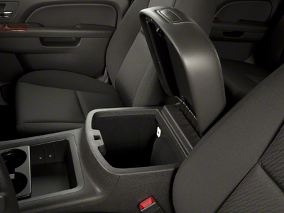 2011 Chevrolet Avalanche Base