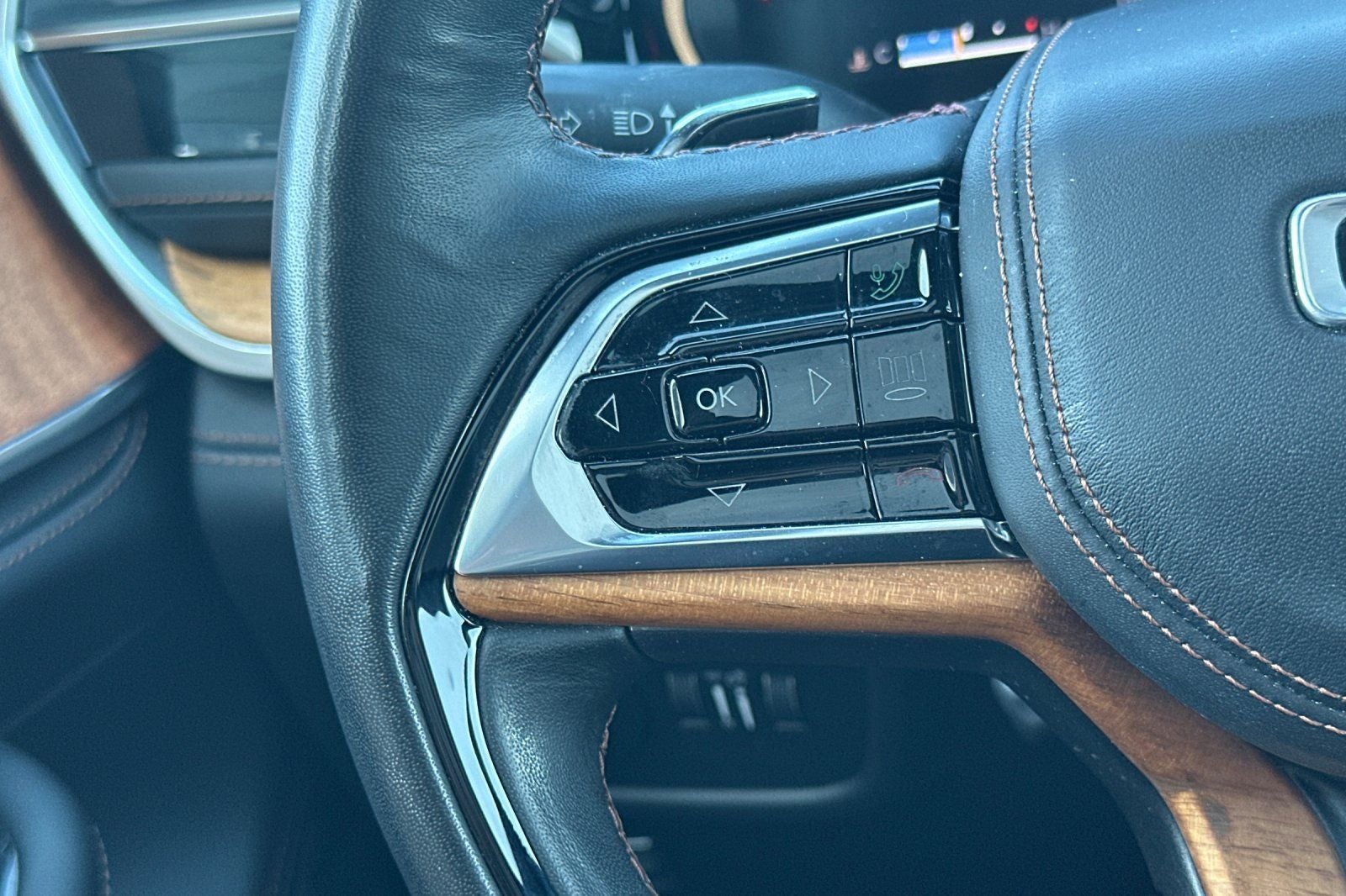 2022 Jeep Grand Cherokee L Summit