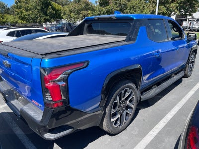 2025 Chevrolet Silverado EV RST