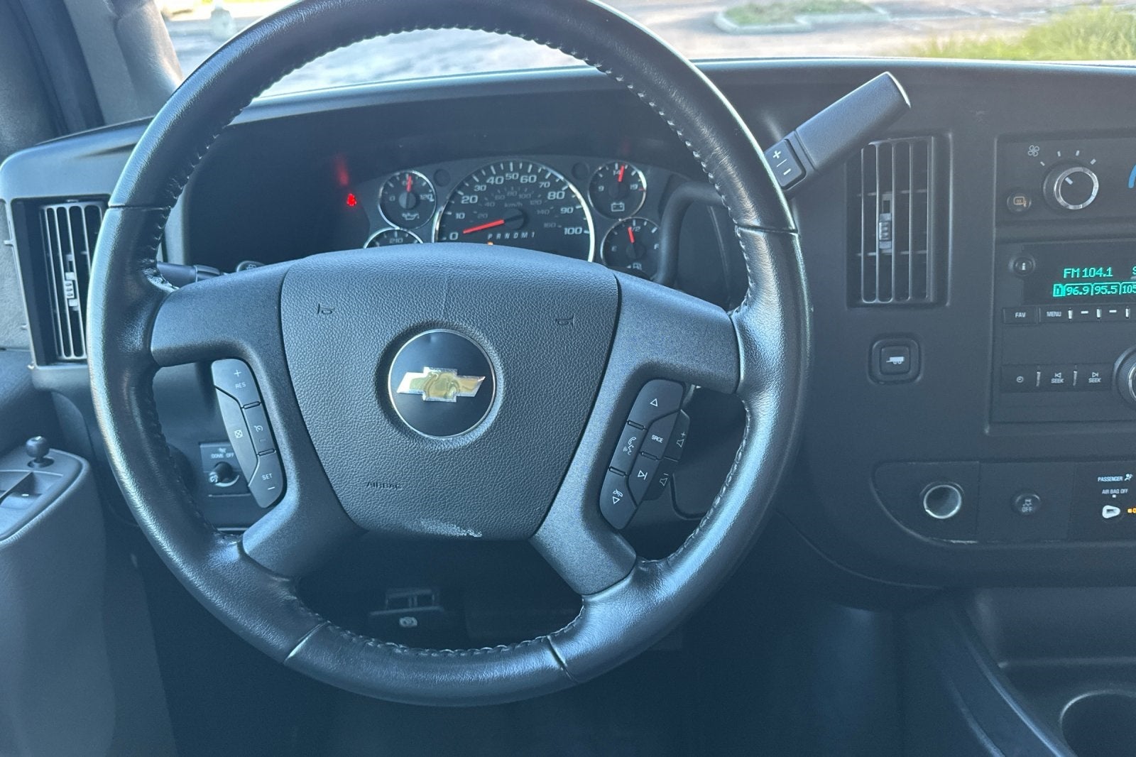 2023 Chevrolet Express 2500 Work Van Cargo