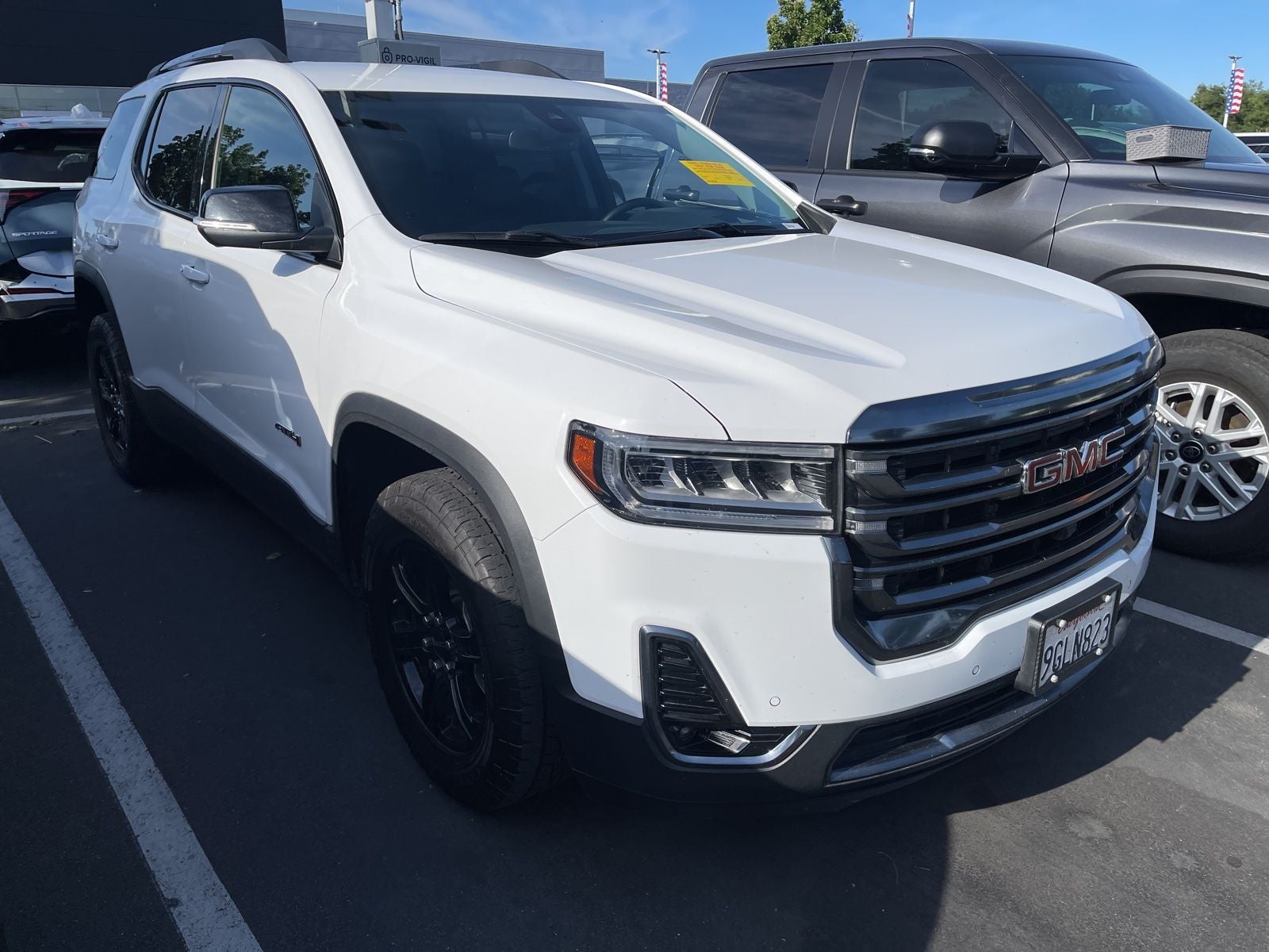 2023 GMC Acadia AT4 AWD's photo
