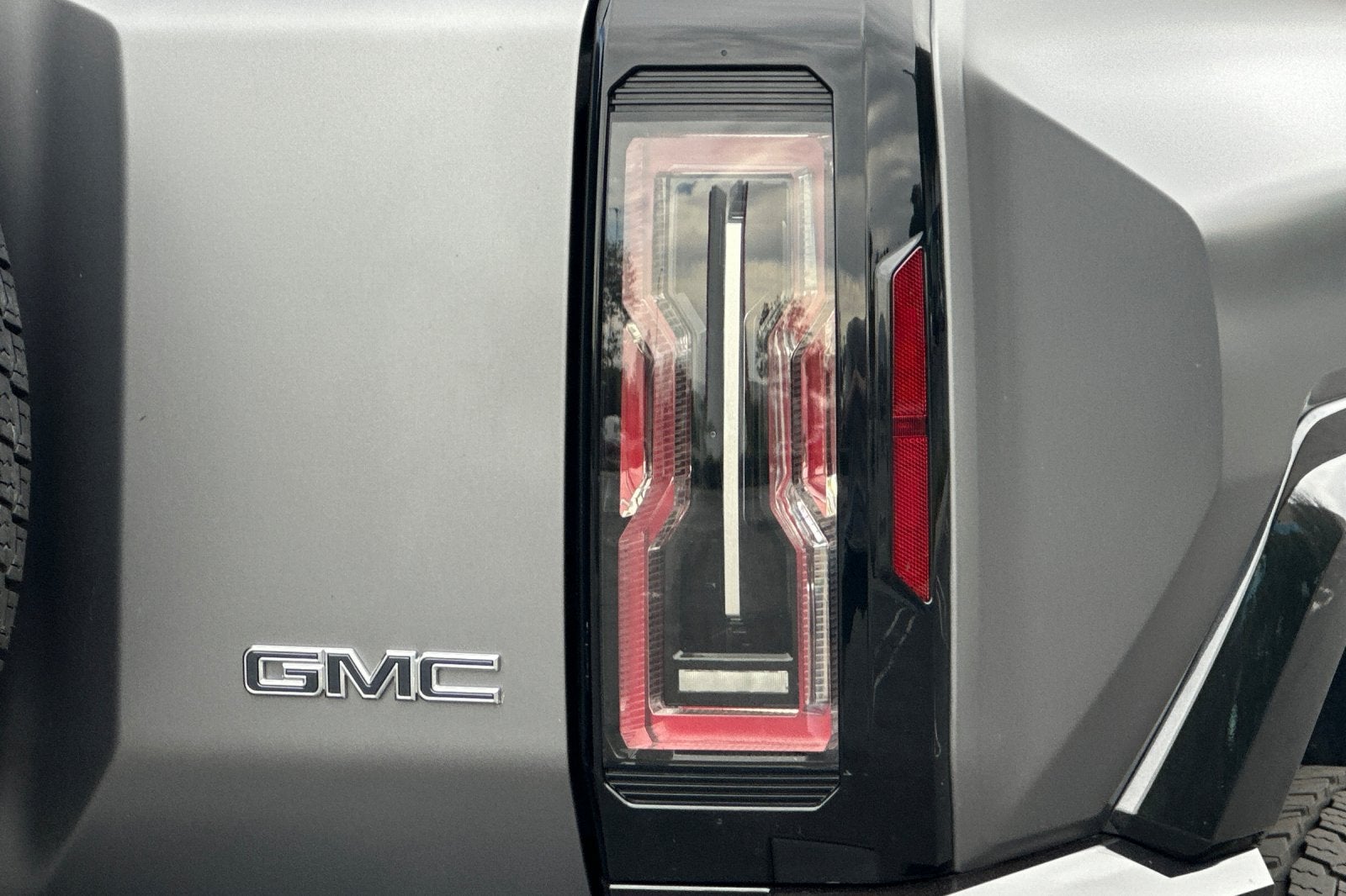 2026 GMC Hummer EV SUV 3X