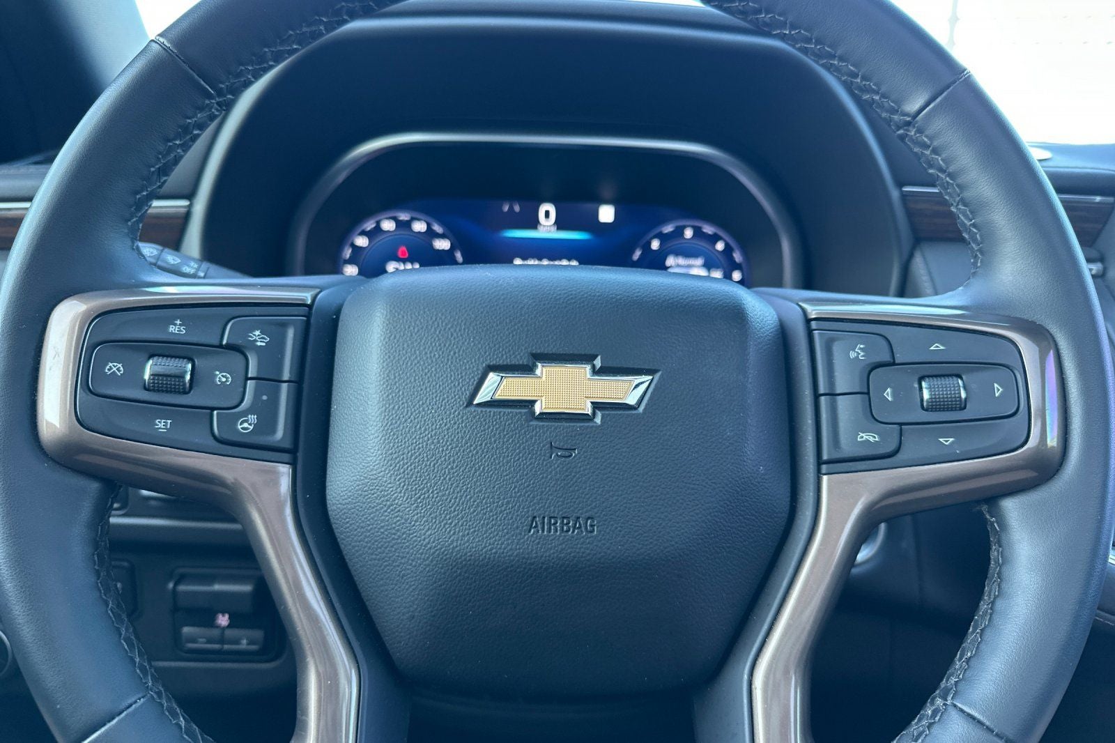 2023 Chevrolet Suburban High Country