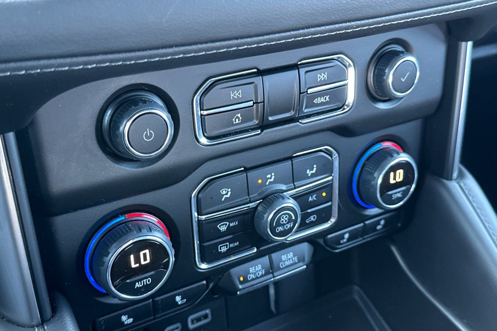 2024 Chevrolet Tahoe Z71 - Photo 26
