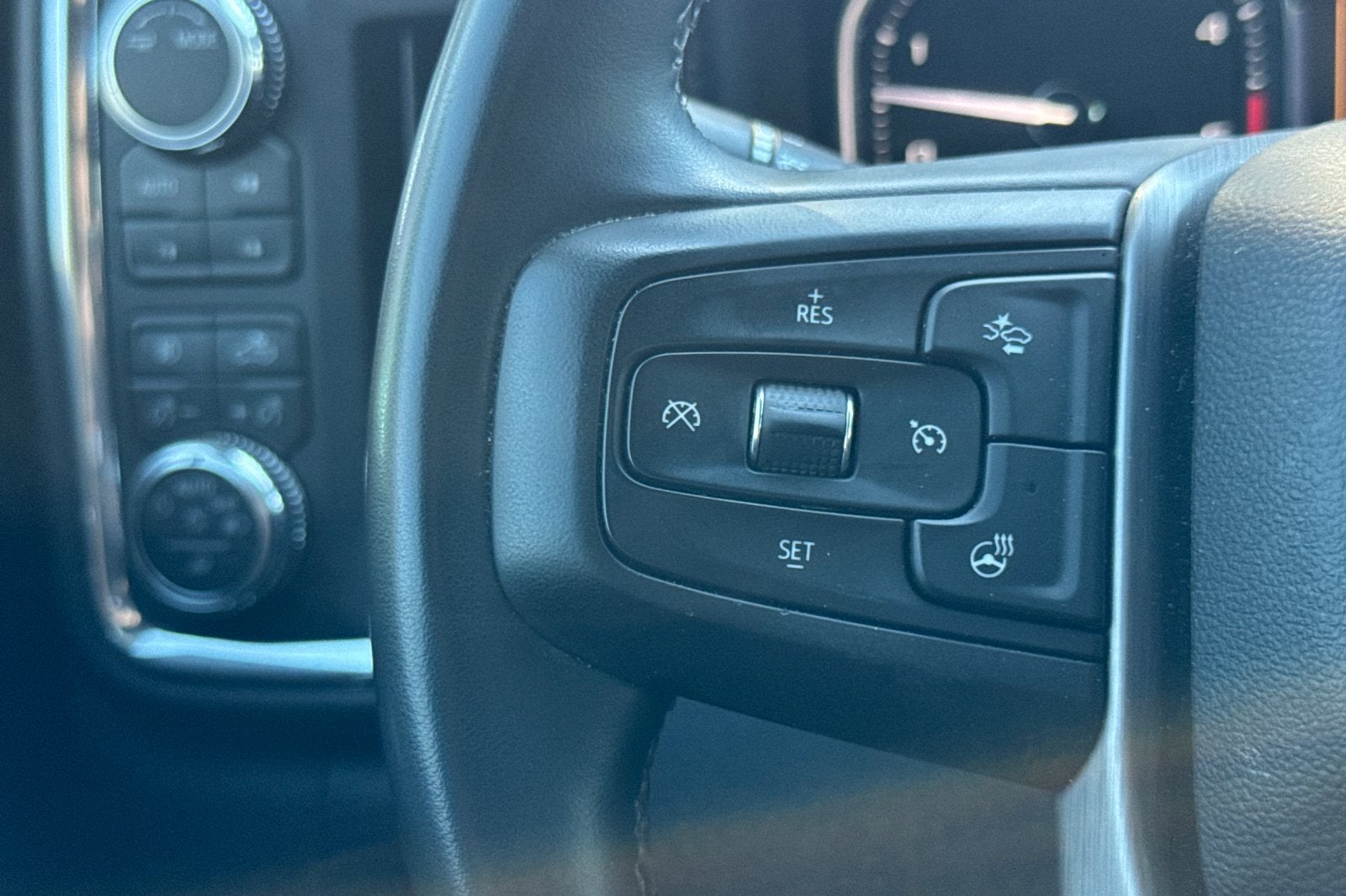2023 GMC Sierra 2500HD Denali