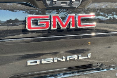 2023 GMC Sierra 2500HD Denali