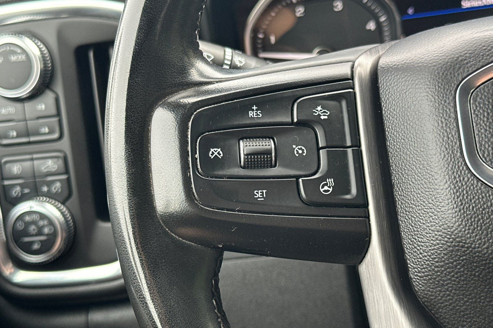 2023 GMC Sierra 2500HD Denali