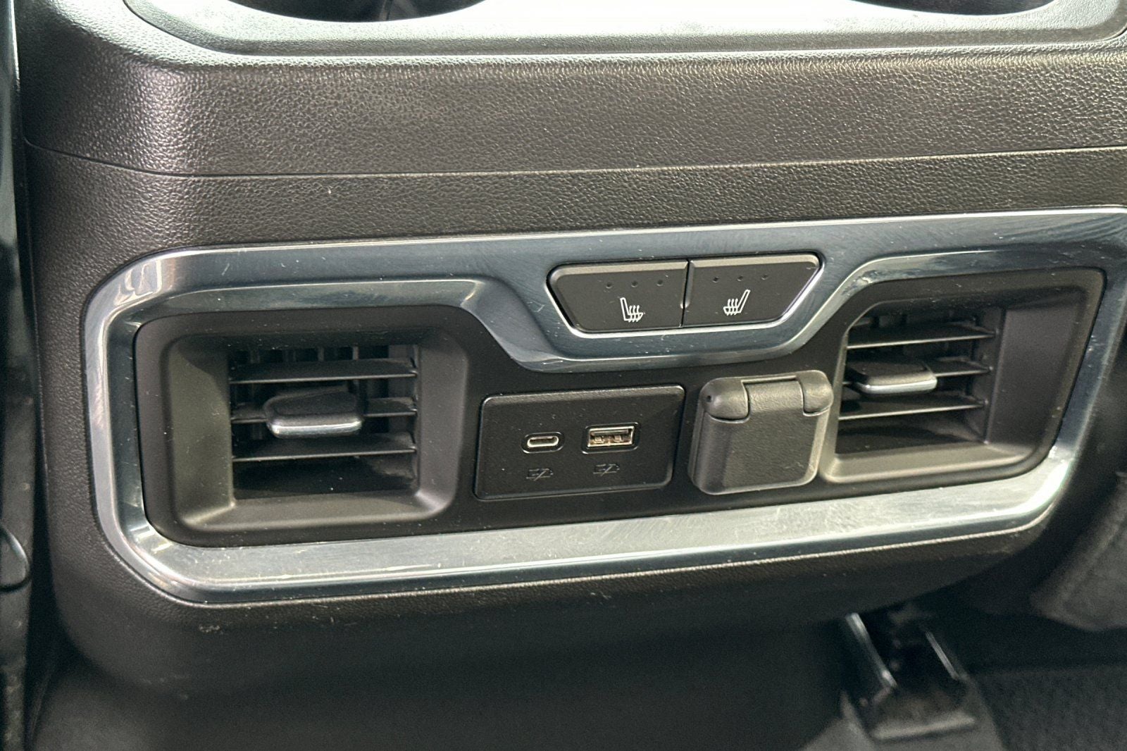 2023 GMC Sierra 2500HD Denali