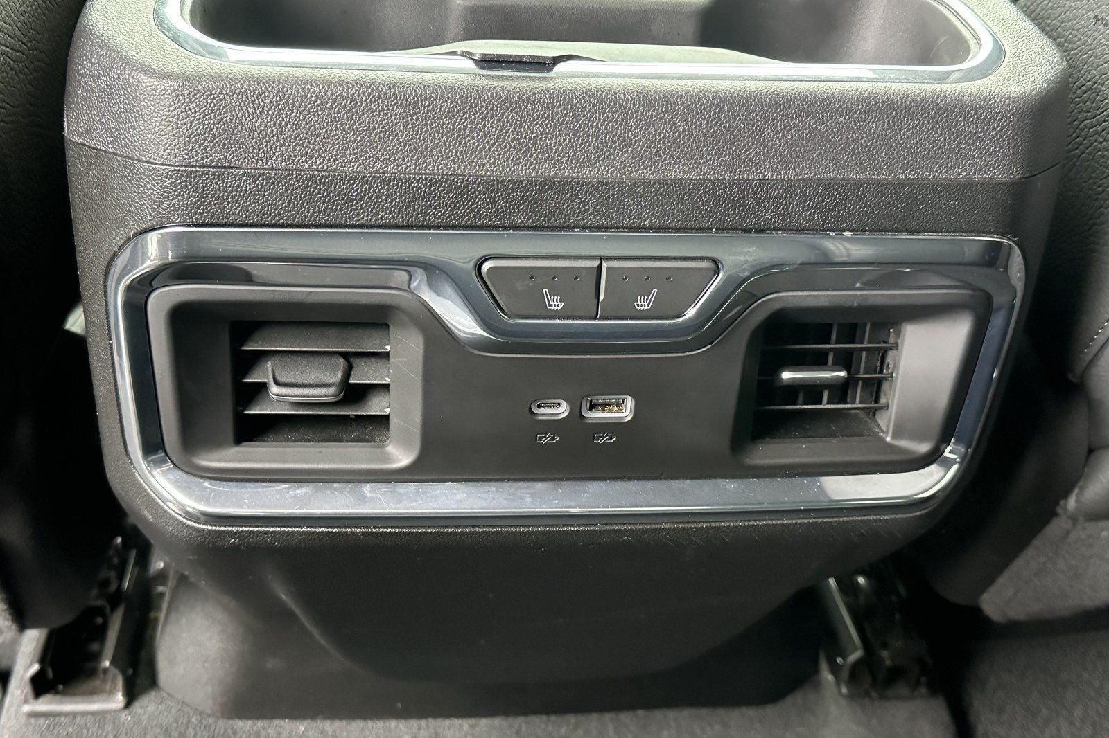 2024 GMC Sierra 3500HD Denali
