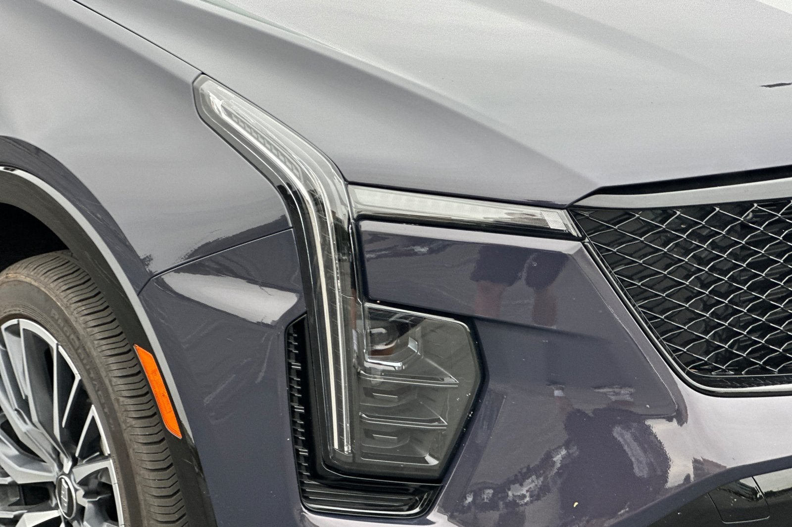 2024 Cadillac XT4 Sport