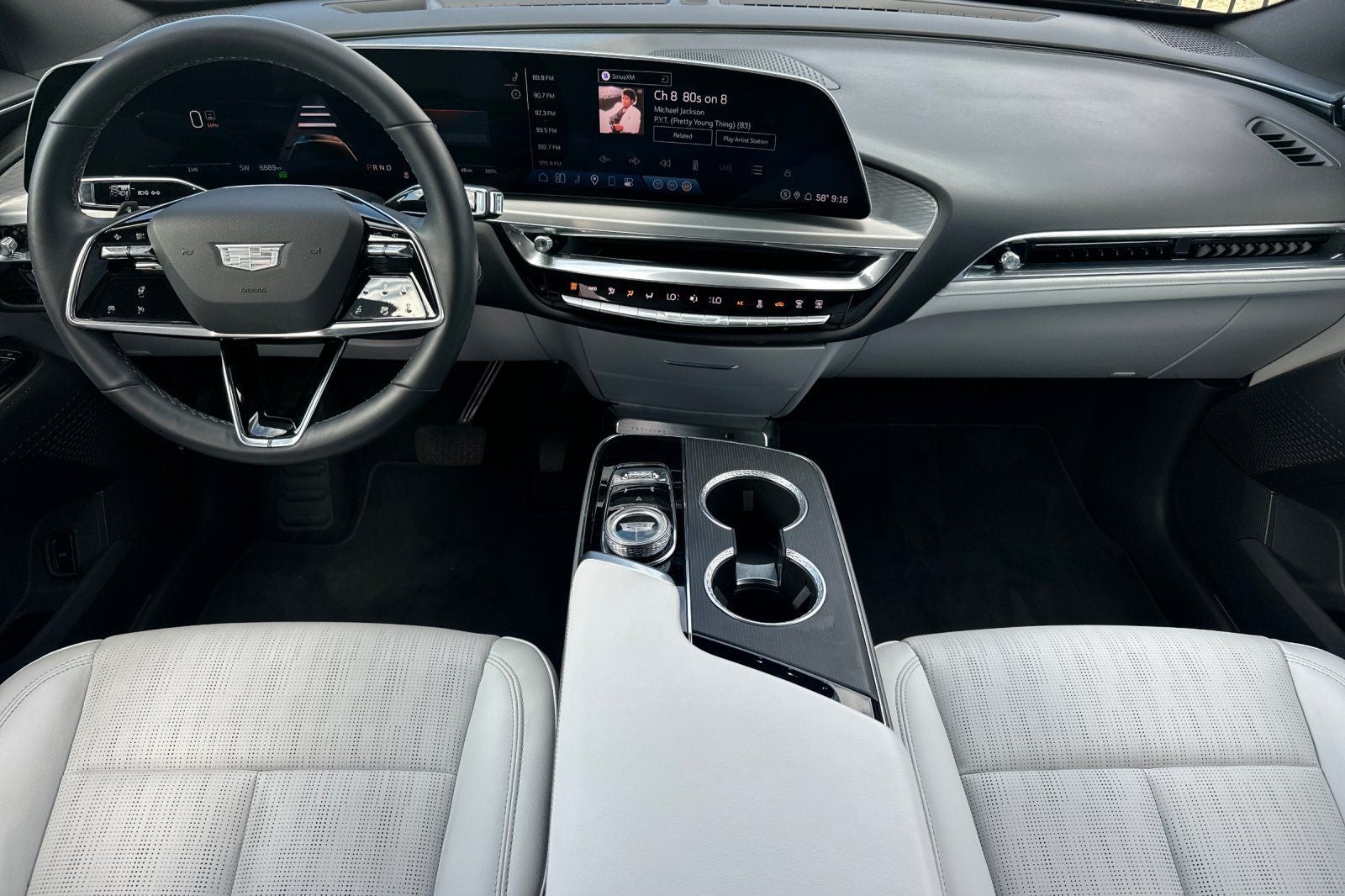 2024 Cadillac LYRIQ Sport