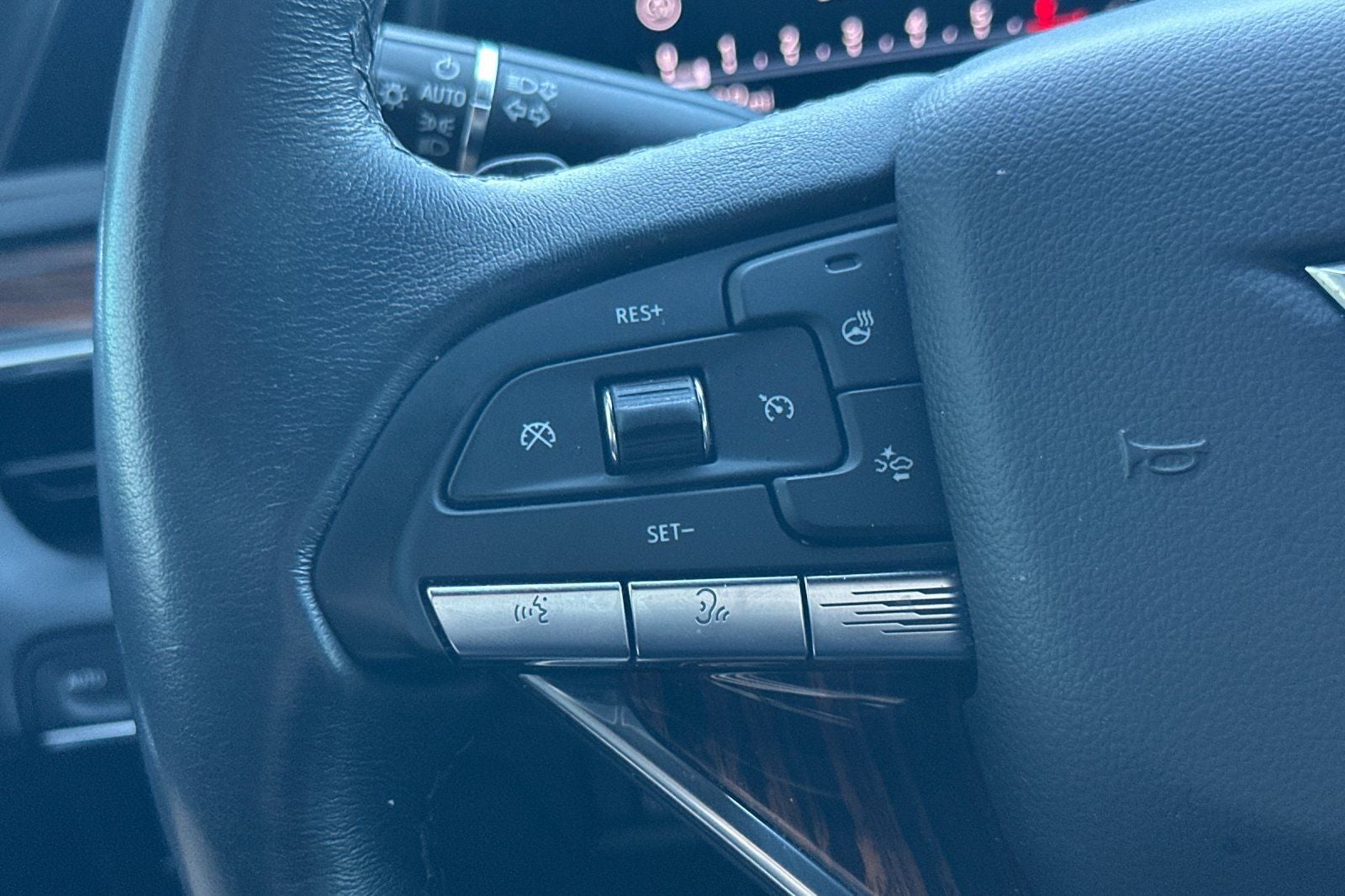 2022 Cadillac Escalade Luxury