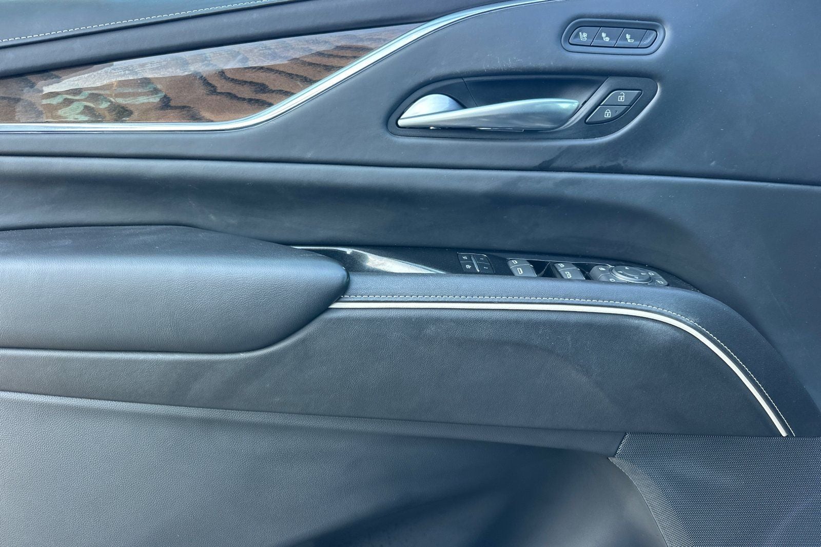 2024 Cadillac Escalade Premium Luxury Platinum