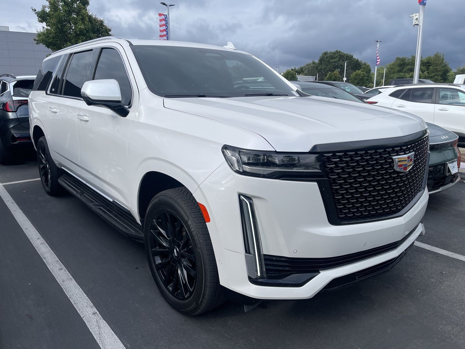 2021 Cadillac Escalade ESV 4WD Premium Luxury's photo