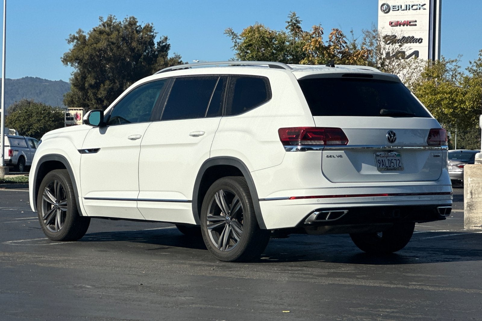 2022 Volkswagen Atlas 3.6L V6 SEL R-Line