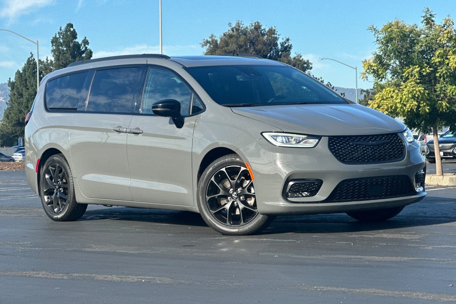 2025 Chrysler Pacifica Limited