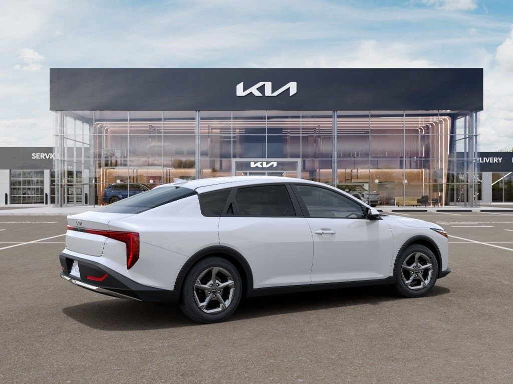 2026 Kia K4 LX
