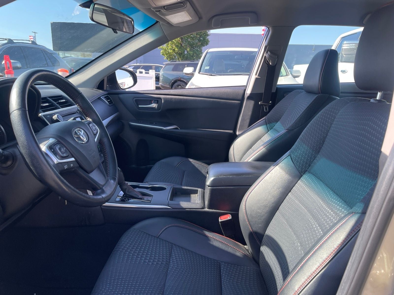 2015 Toyota Camry SE