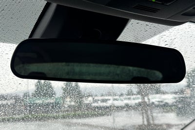 2022 Toyota Camry Hybrid SE