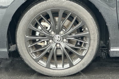 2022 Toyota Camry Hybrid SE