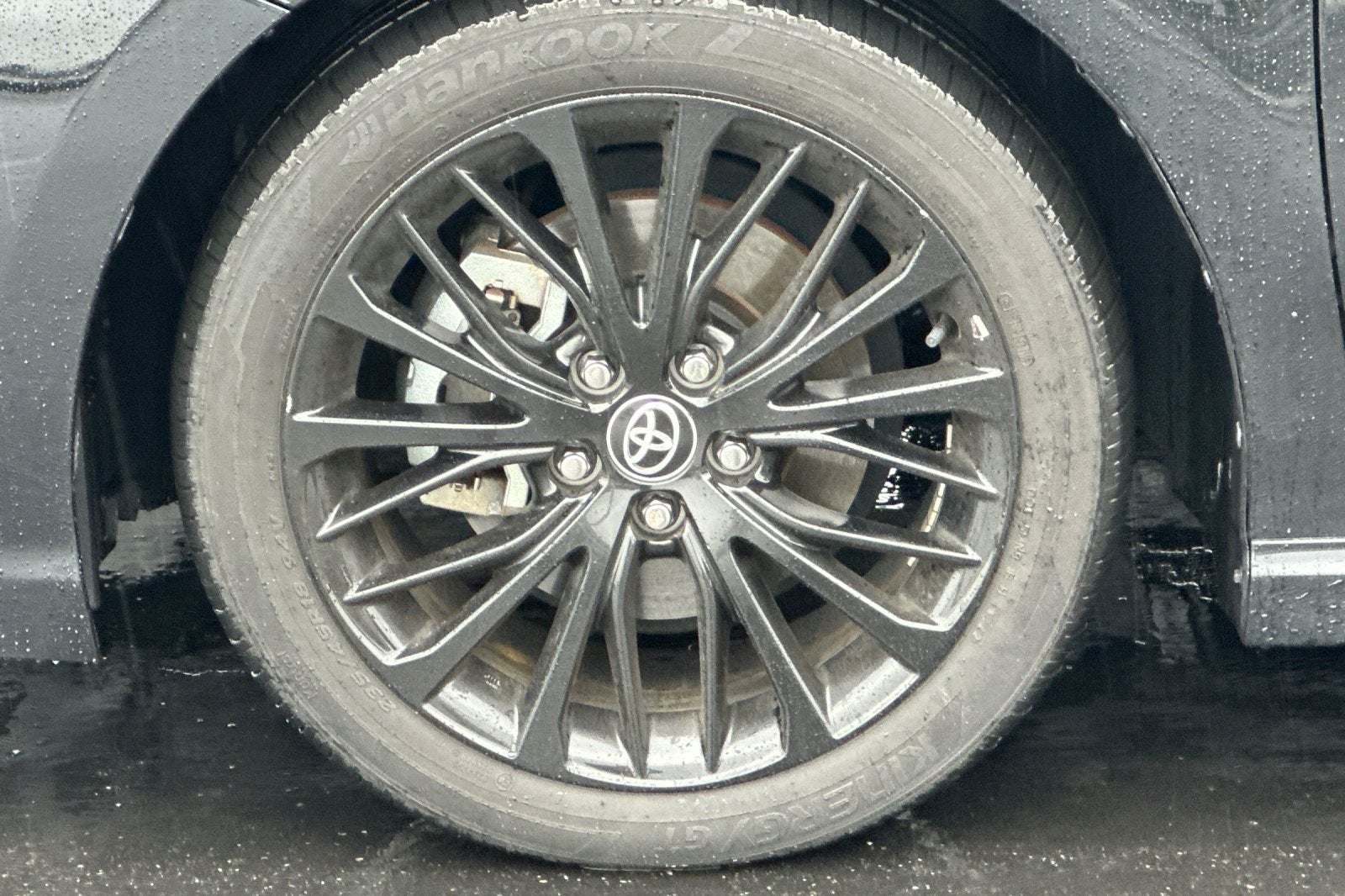 2022 Toyota Camry Hybrid SE