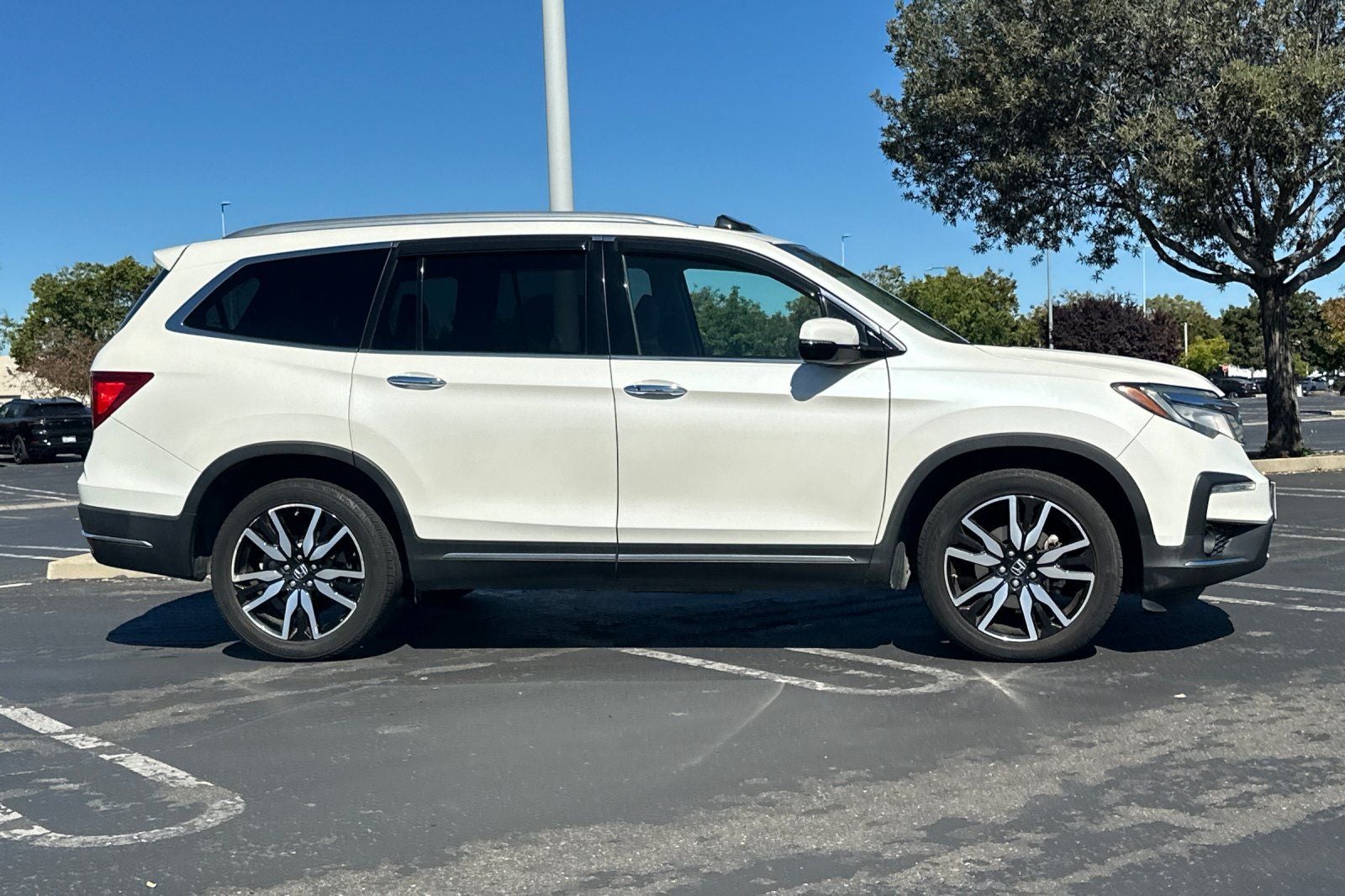 2019 Honda Pilot Touring 8 Passenger