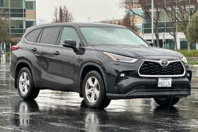 2021 Toyota Highlander LE