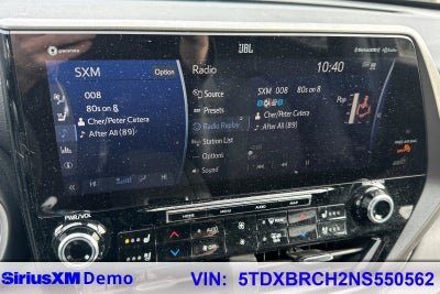 2022 Toyota Highlander Hybrid Limited