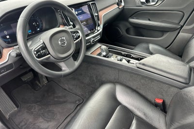 2024 Volvo S60 B5 Plus Dark Theme