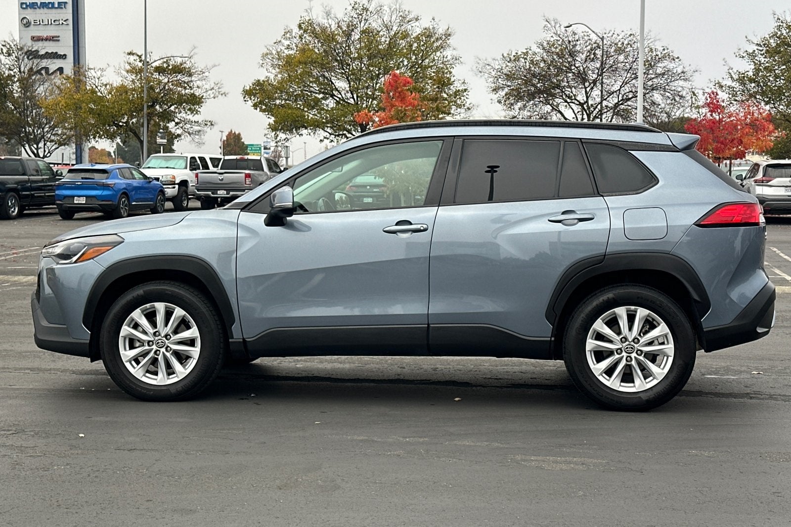 2024 Toyota Corolla Cross LE