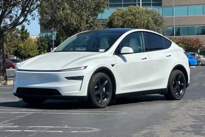 2026 Tesla Model Y Long Range
