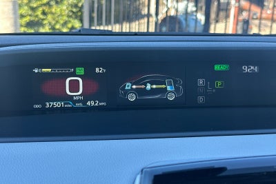 2021 Toyota Prius LE