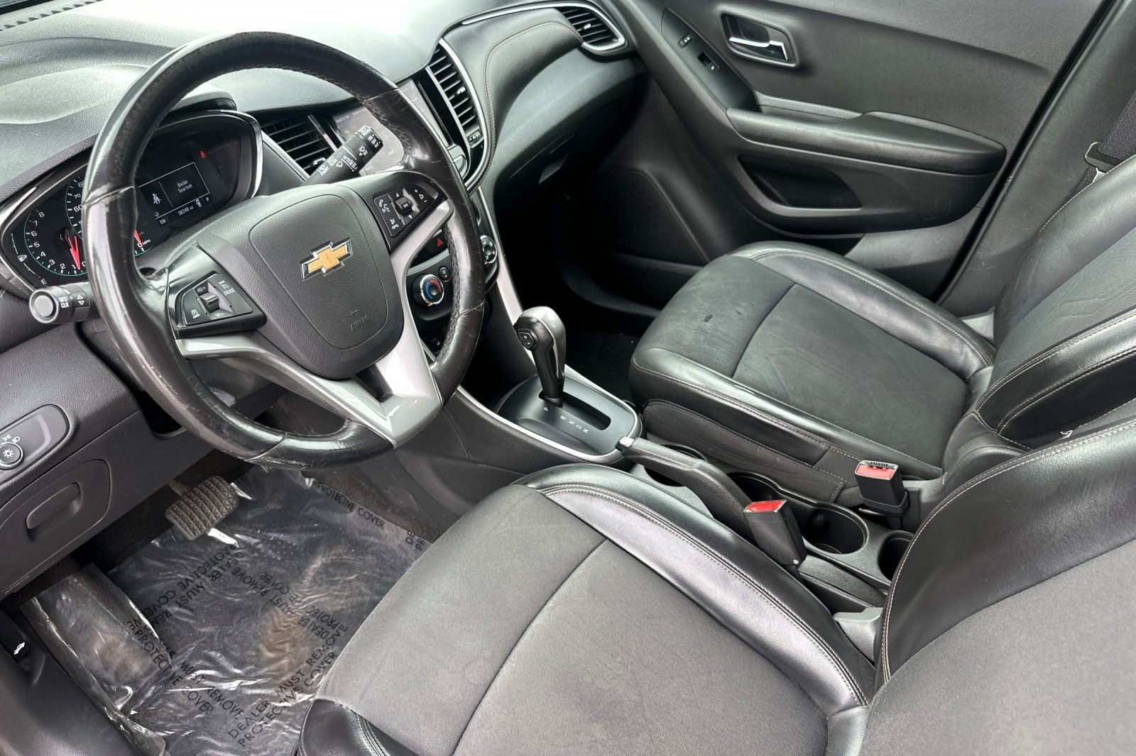 2022 Chevrolet Trax LT - Photo 10