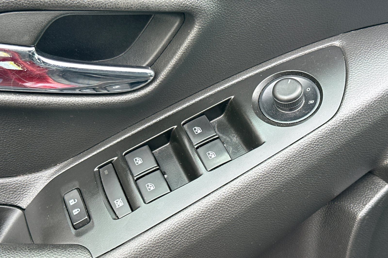 2022 Chevrolet Trax LT - Photo 12