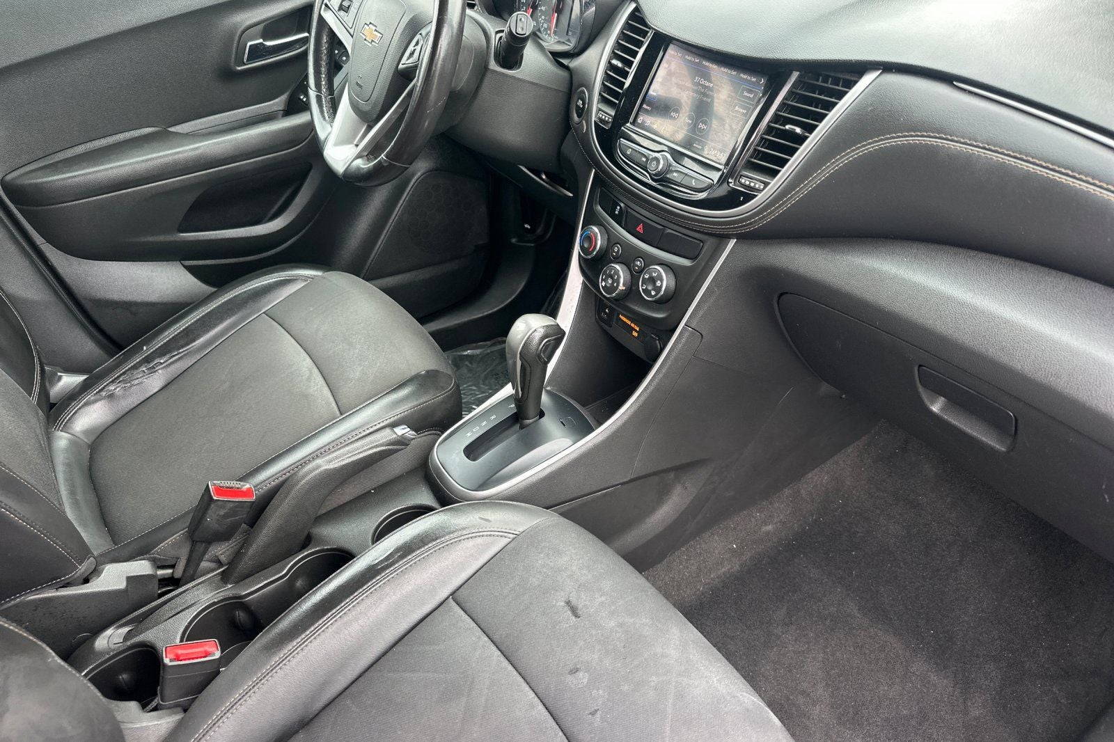 2022 Chevrolet Trax LT - Photo 19