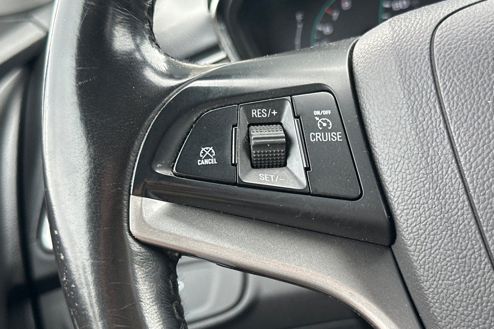 2022 Chevrolet Trax LT - Photo 34