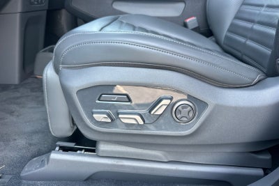 2024 Kia EV9 Land