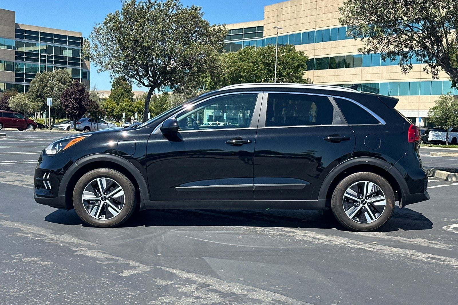 2022 Kia Niro Plug-In Hybrid LXS