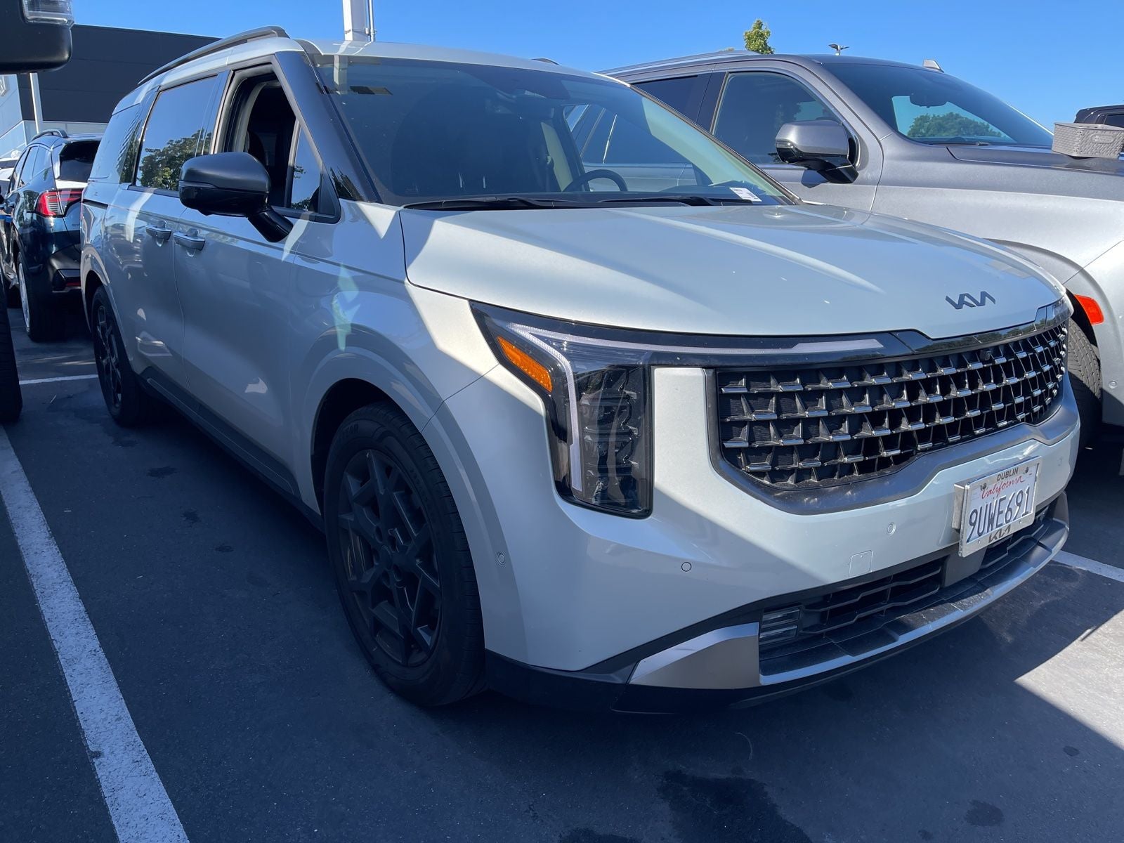 2026 Kia Sedona SX Prestige's photo