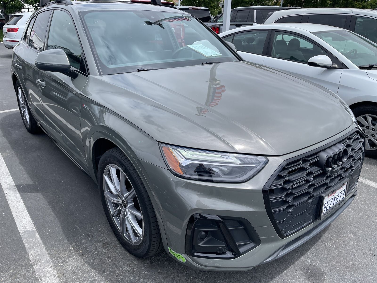 2023 Audi Q5 55 e Premium Plus's photo