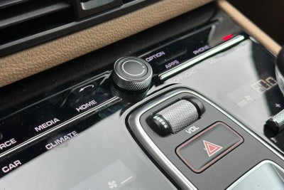 2023 Porsche Cayenne Base