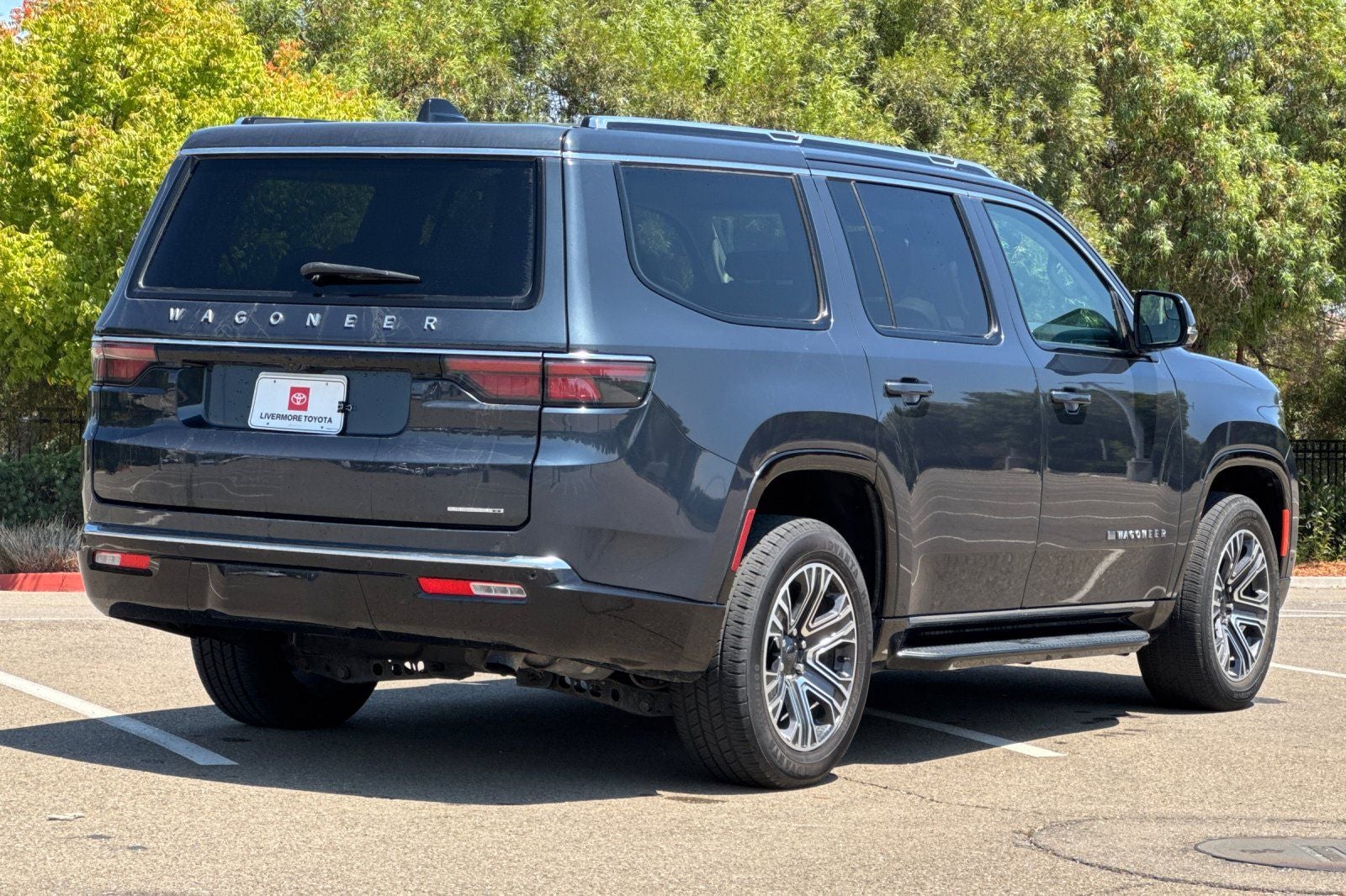 2024 Jeep Wagoneer Series II