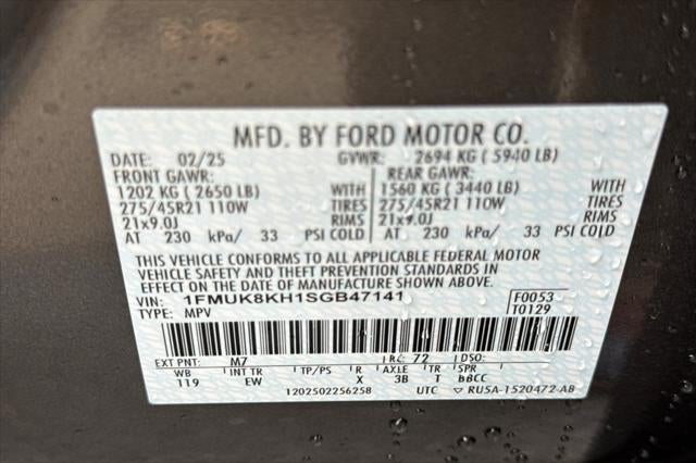 2025 Ford Explorer ST-Line