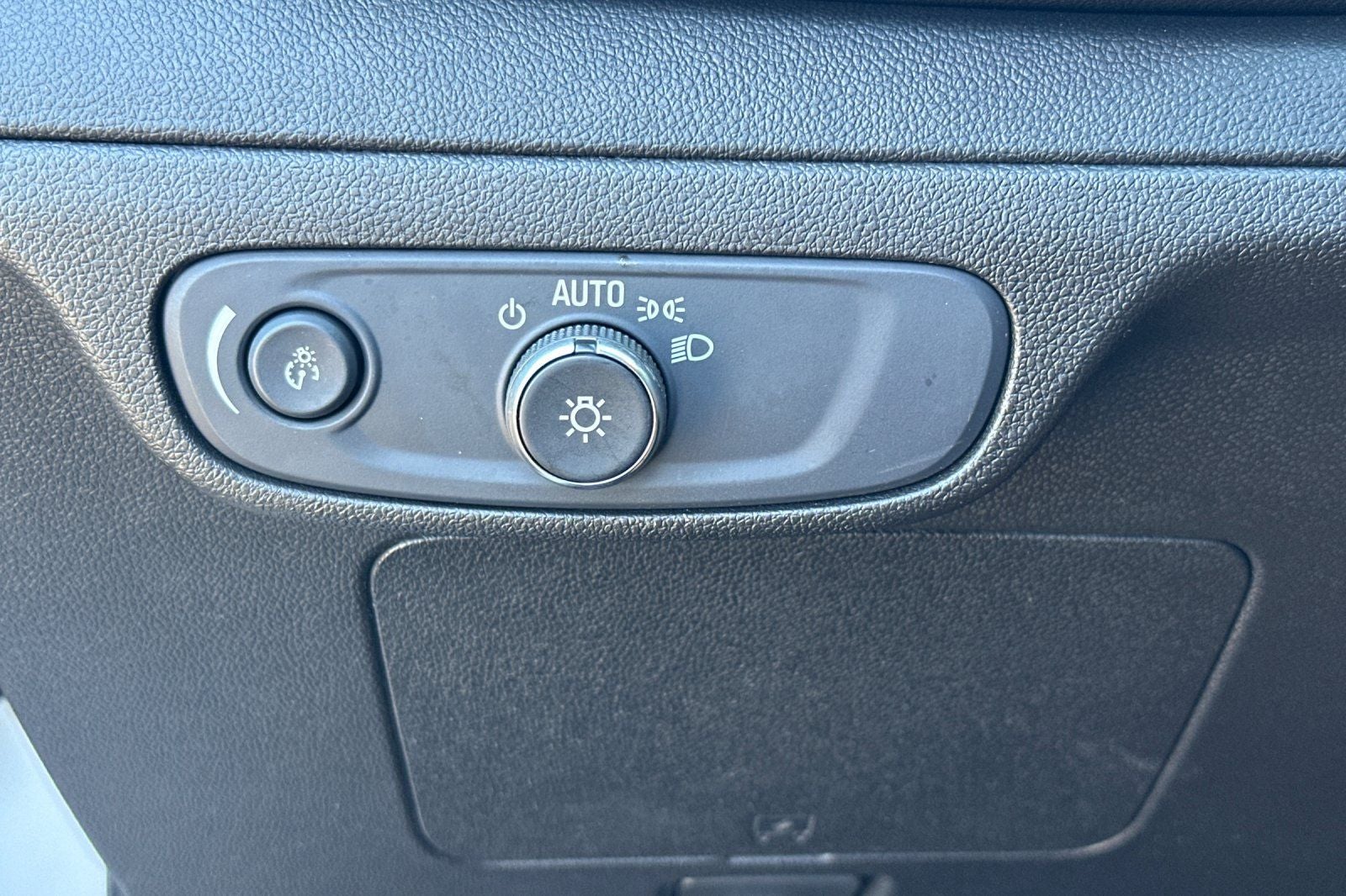 2022 Chevrolet Bolt EUV LT