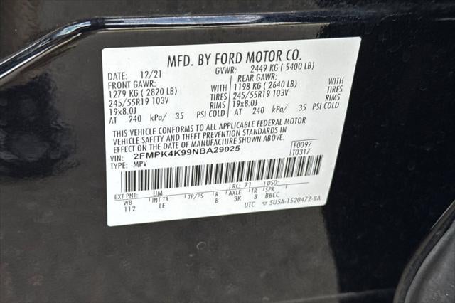 2022 Ford Edge Titanium