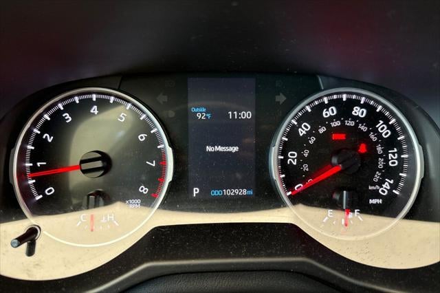 2021 Toyota RAV4 LE