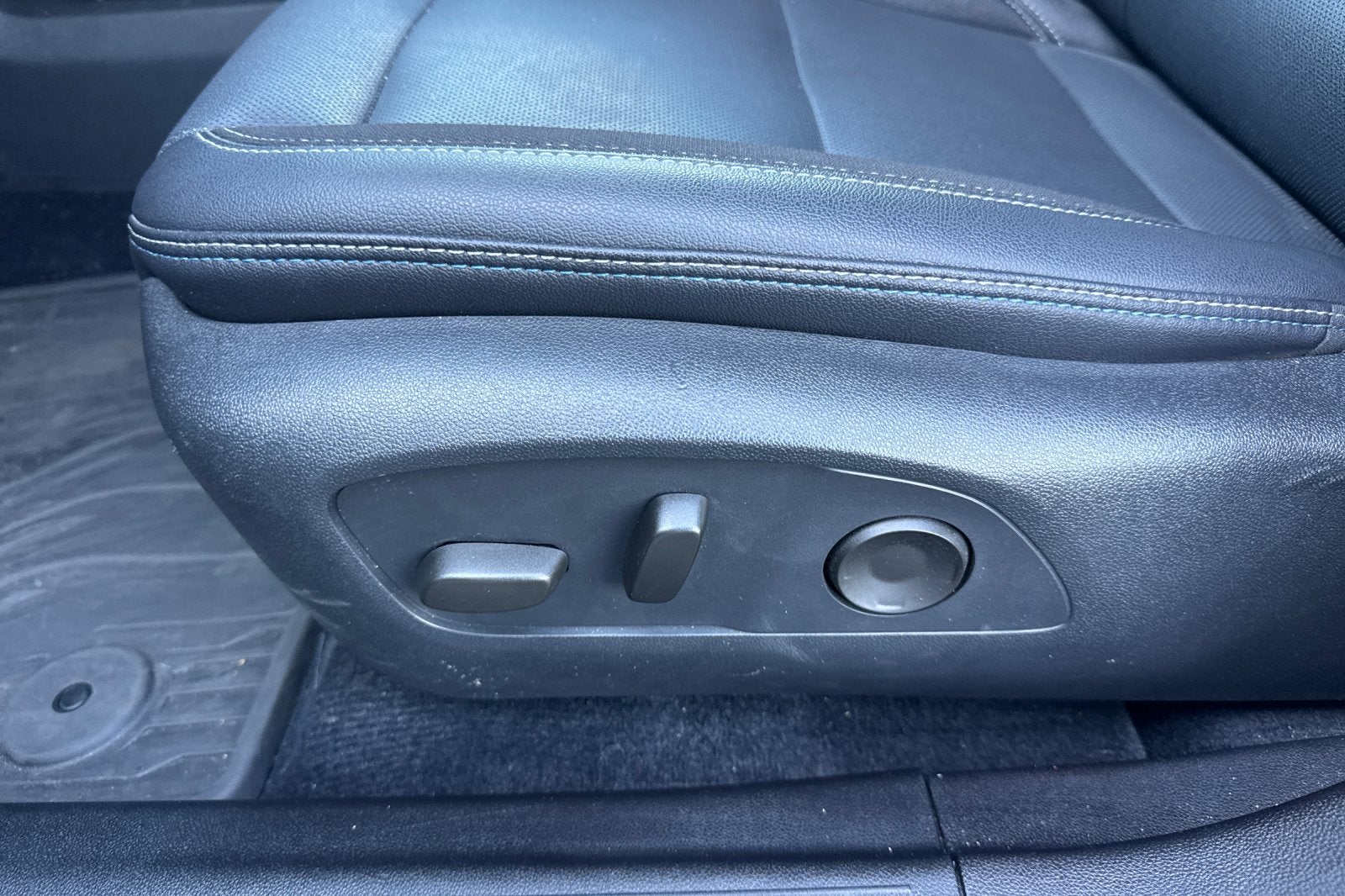 2024 Chevrolet Equinox EV LT