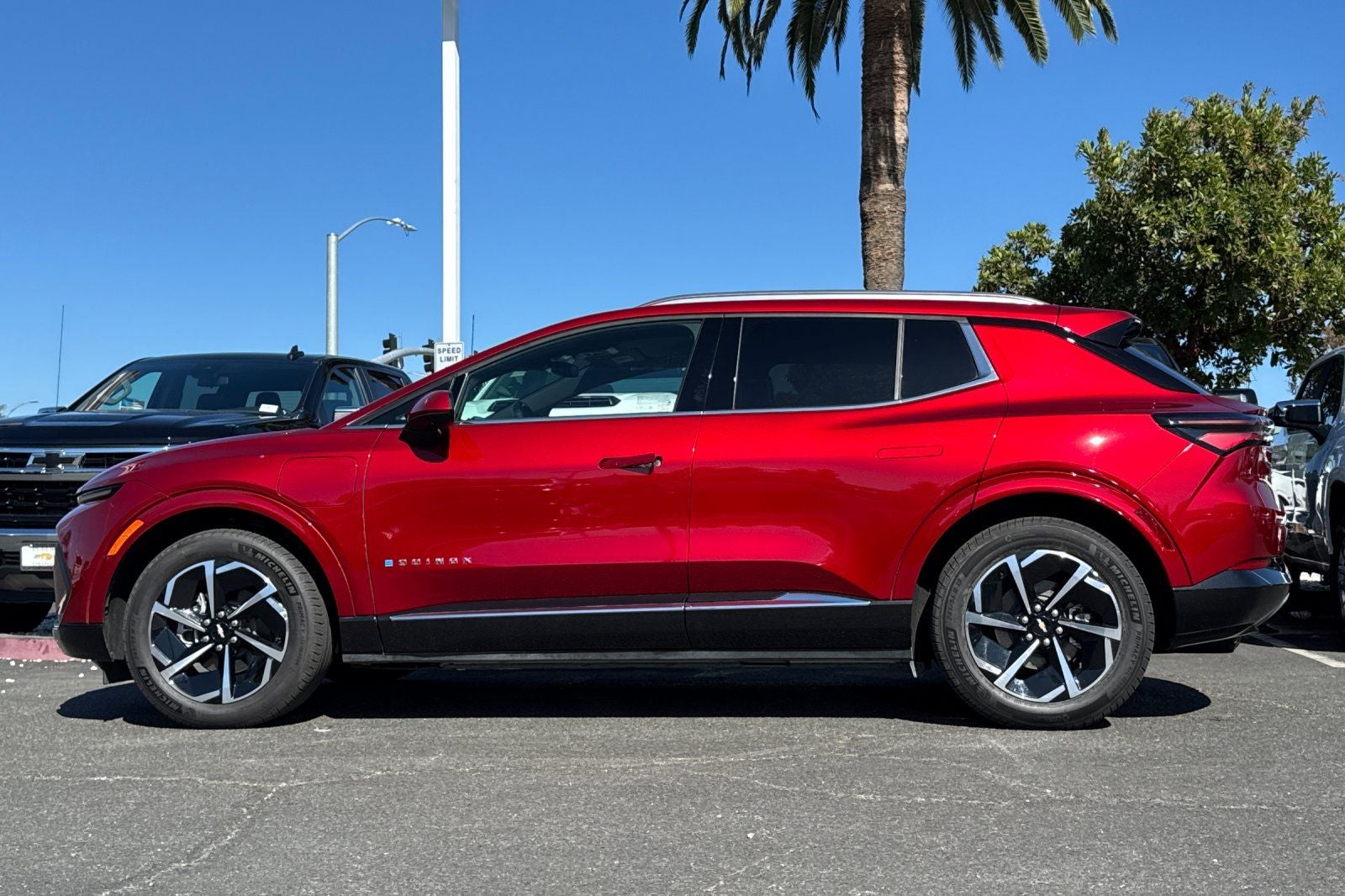 2024 Chevrolet Equinox EV LT