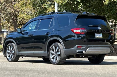 2023 Honda Pilot Touring