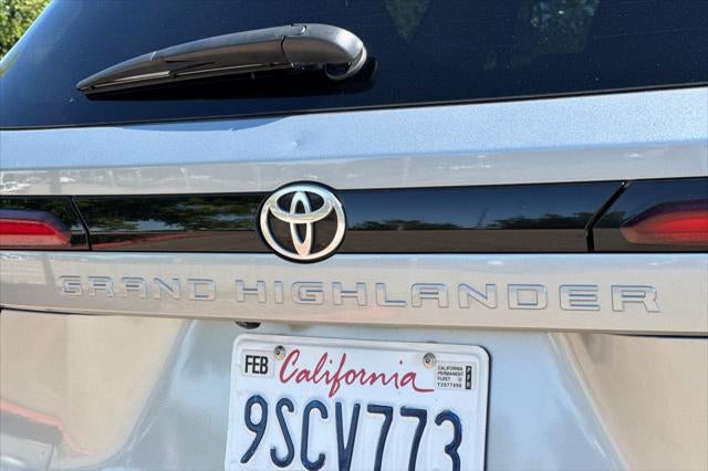 2025 Toyota Grand Highlander XLE